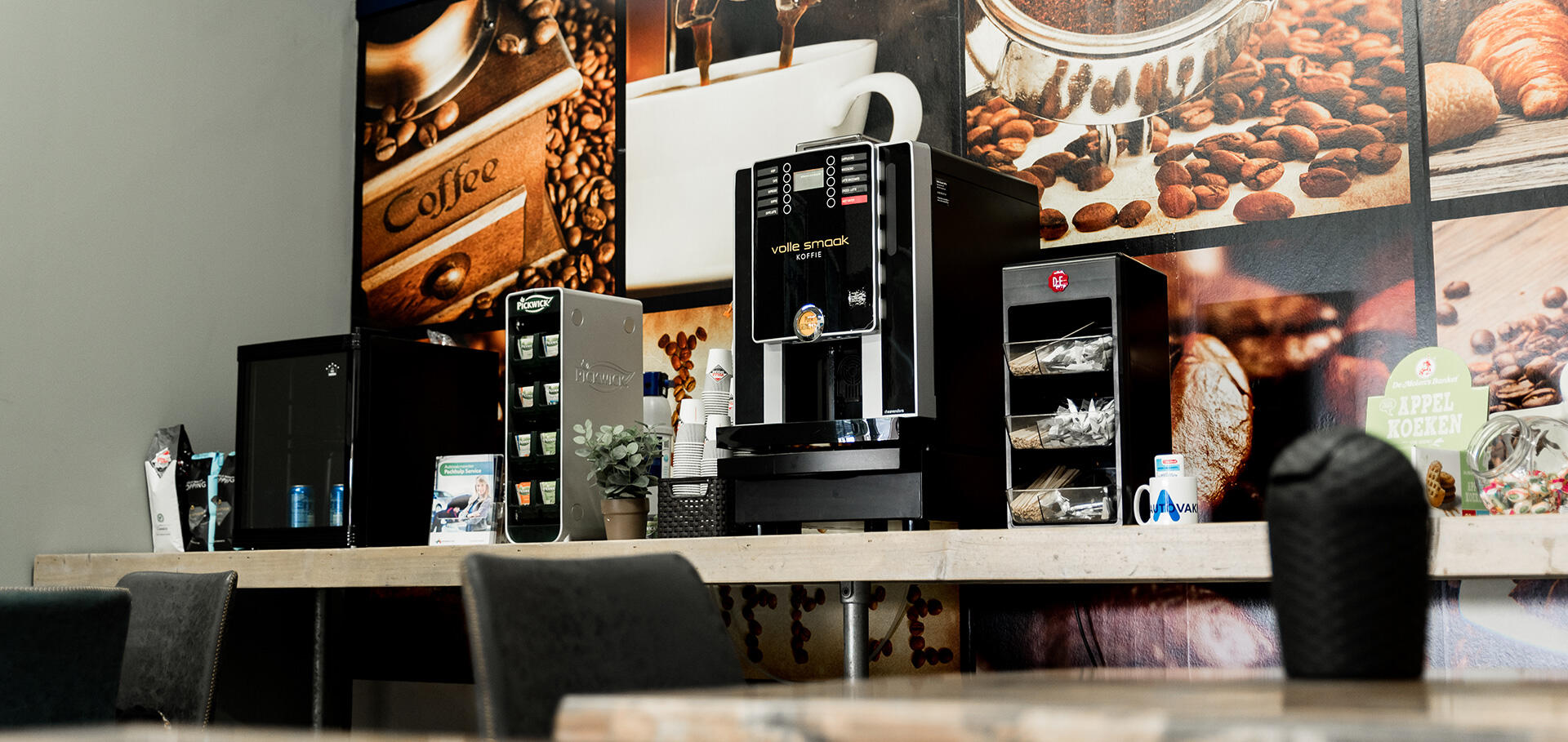 Koffiehoek Autobedrijf Van Dompzelaar Vianen